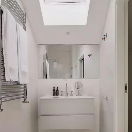 Ando Living Tejo Palace 400 Apartment Lisbon